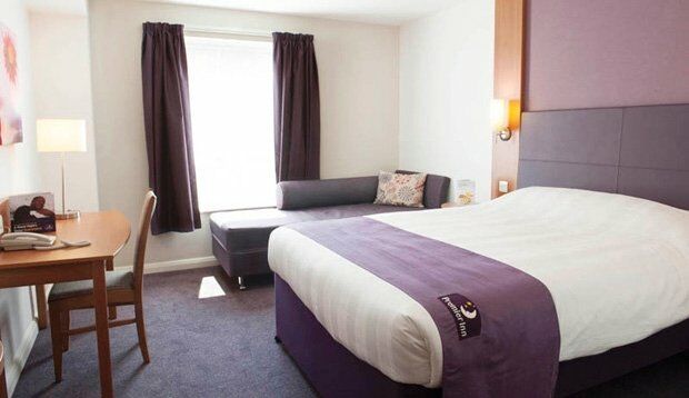 Premier Inn Bristol Filton Exterior foto
